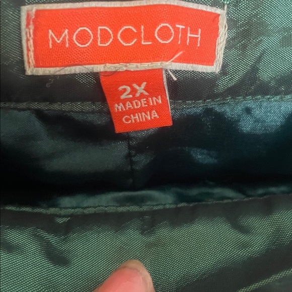 💥NWOT💥 ModCloth Pleated skirt in emerald - Picture 8 of 8